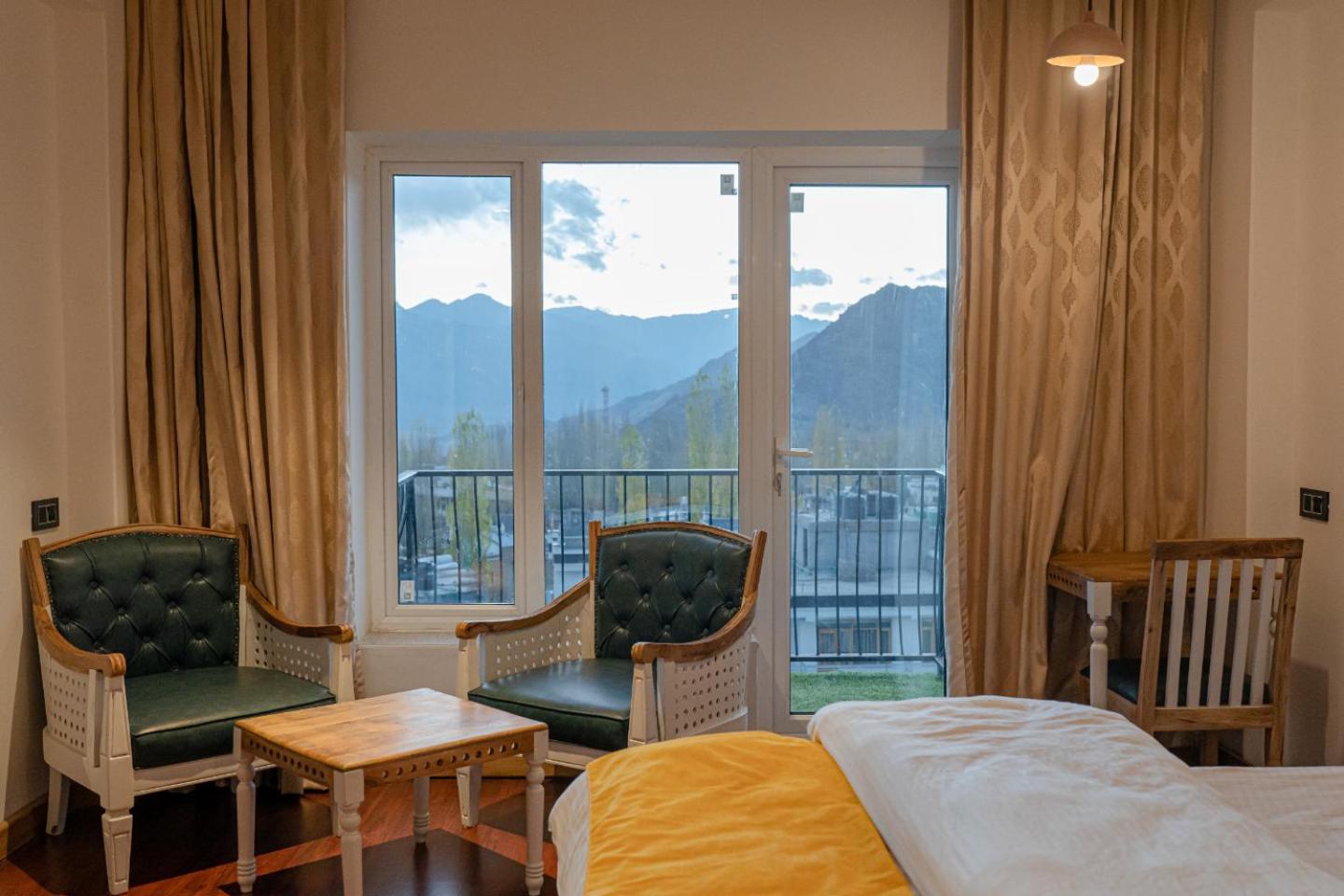 Hotel El Castello Leh Ngoại thất bức ảnh