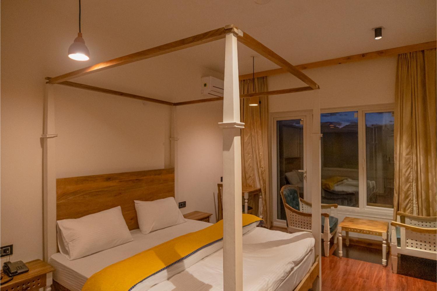 Hotel El Castello Leh Ngoại thất bức ảnh