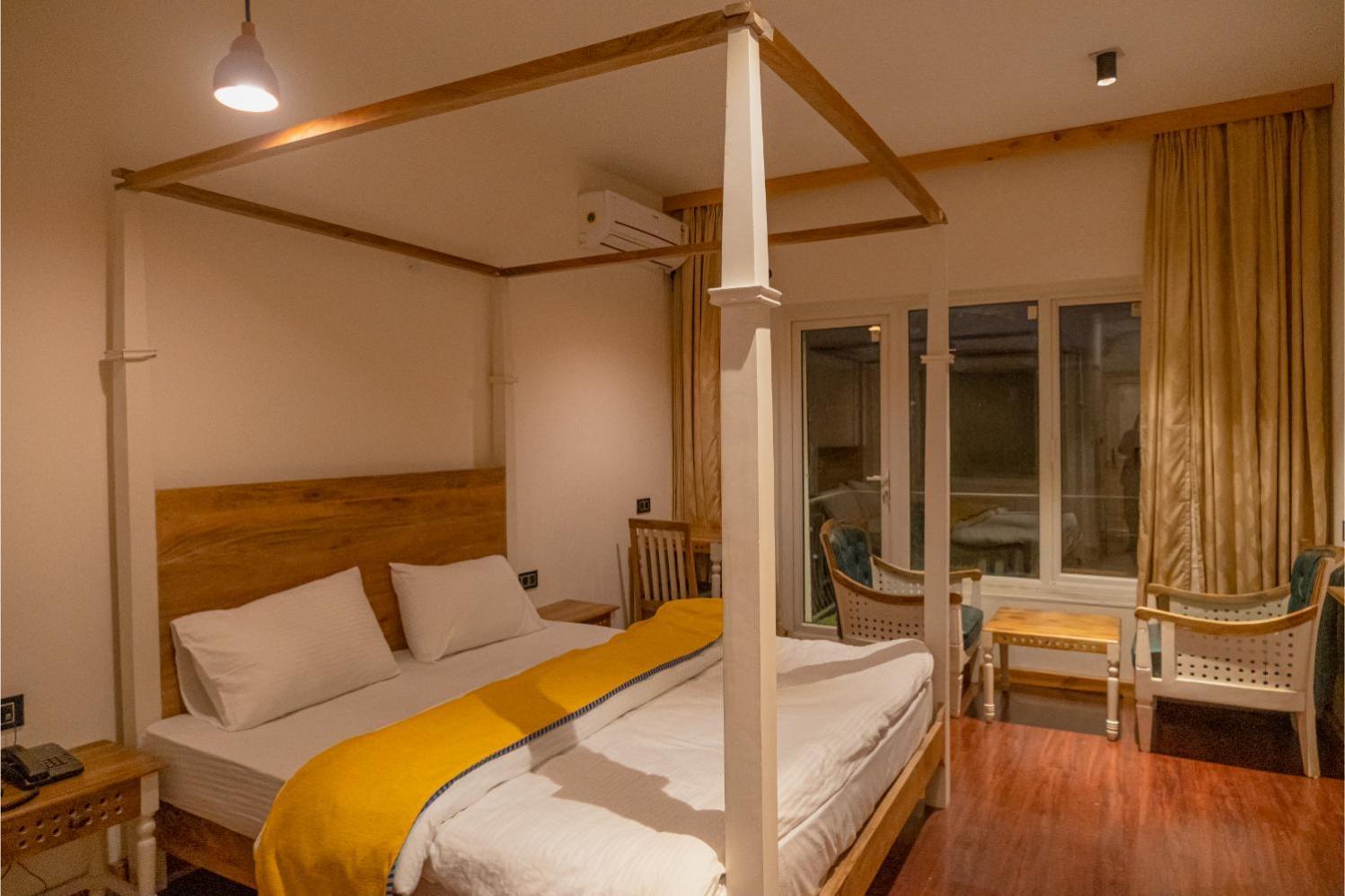 Hotel El Castello Leh Ngoại thất bức ảnh