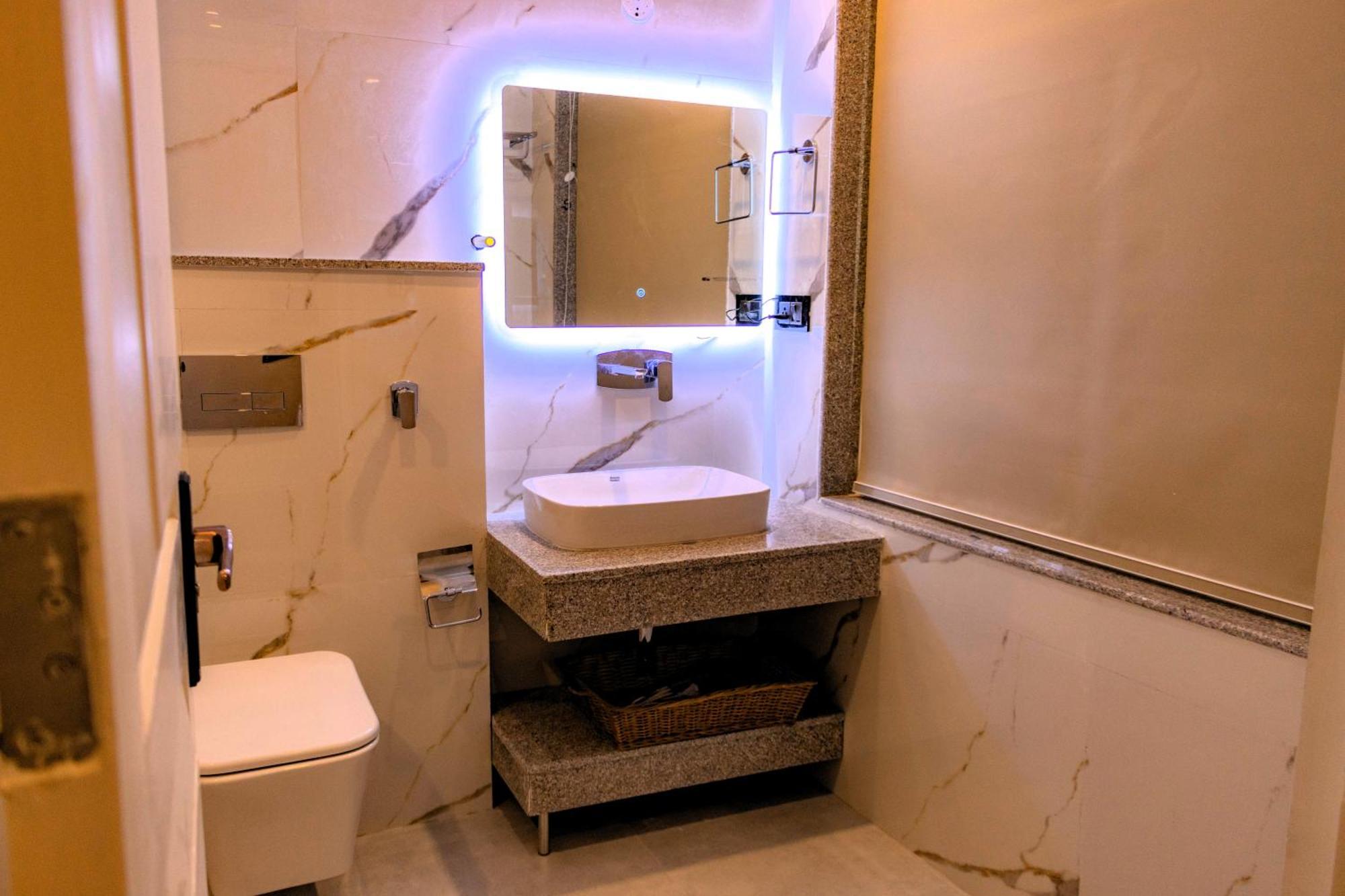 Hotel El Castello Leh Ngoại thất bức ảnh