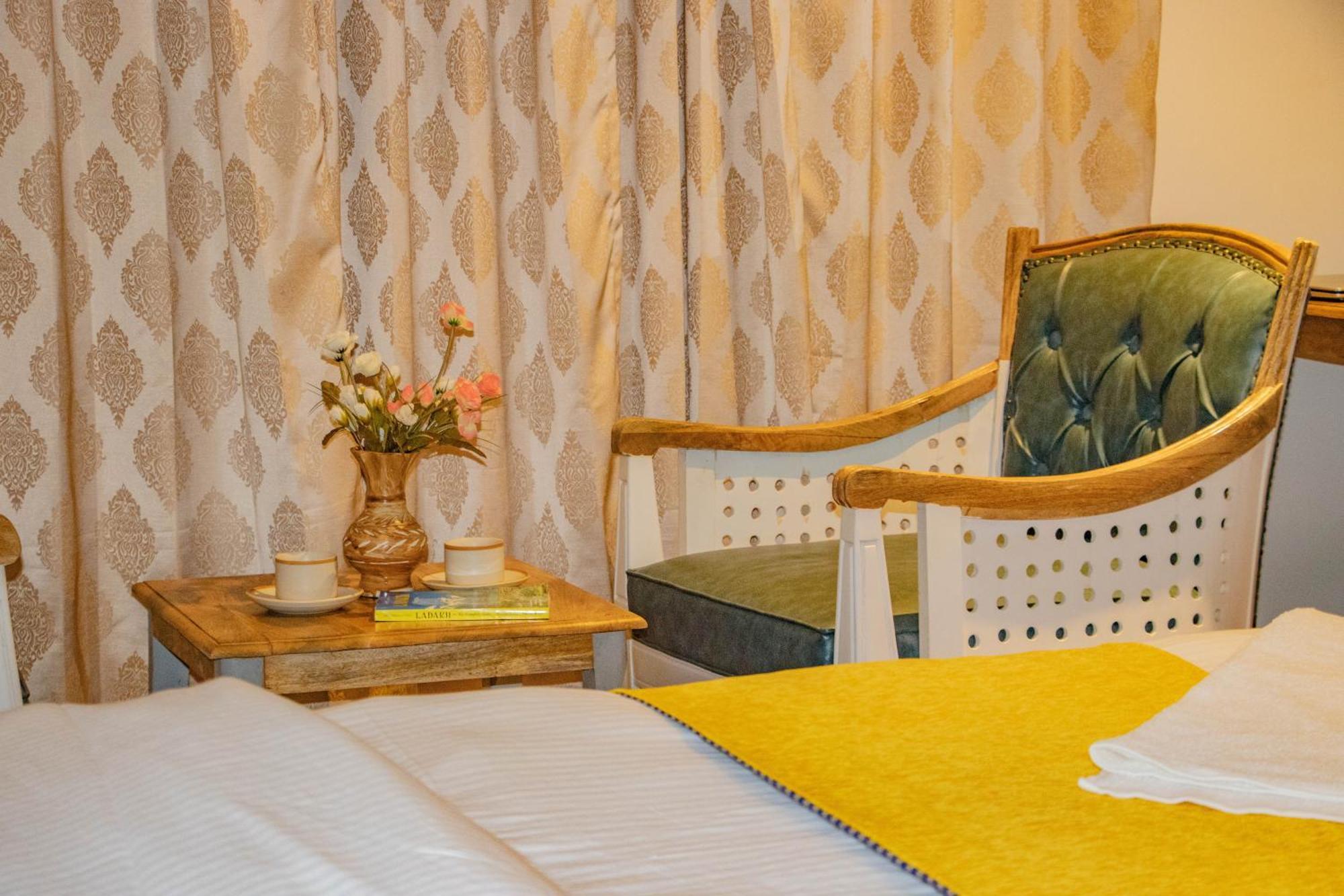 Hotel El Castello Leh Ngoại thất bức ảnh