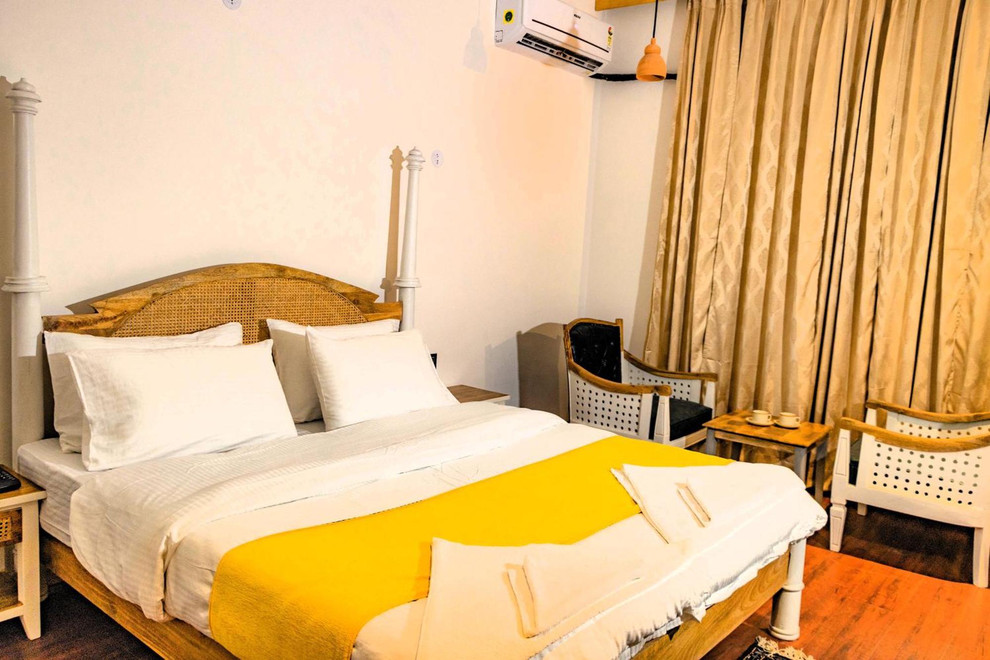 Hotel El Castello Leh Ngoại thất bức ảnh